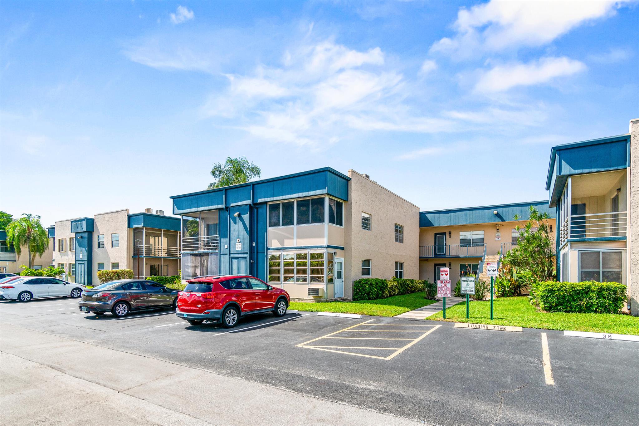 KINGS POINT - Residential