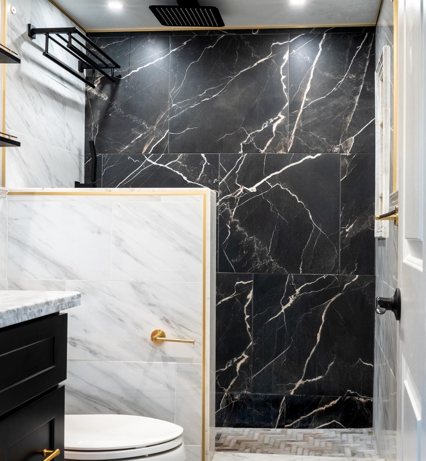 NO 18 PALM-AIRE COUNTRY C - Residential