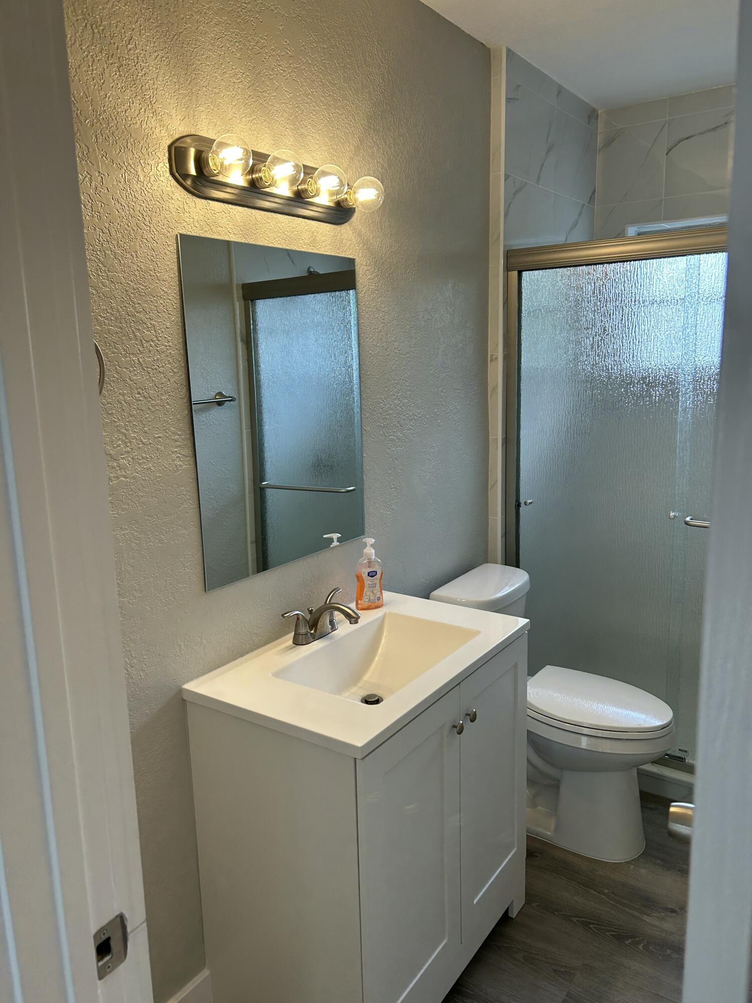 LAKE WORTH TOWN OF - Residential Lease