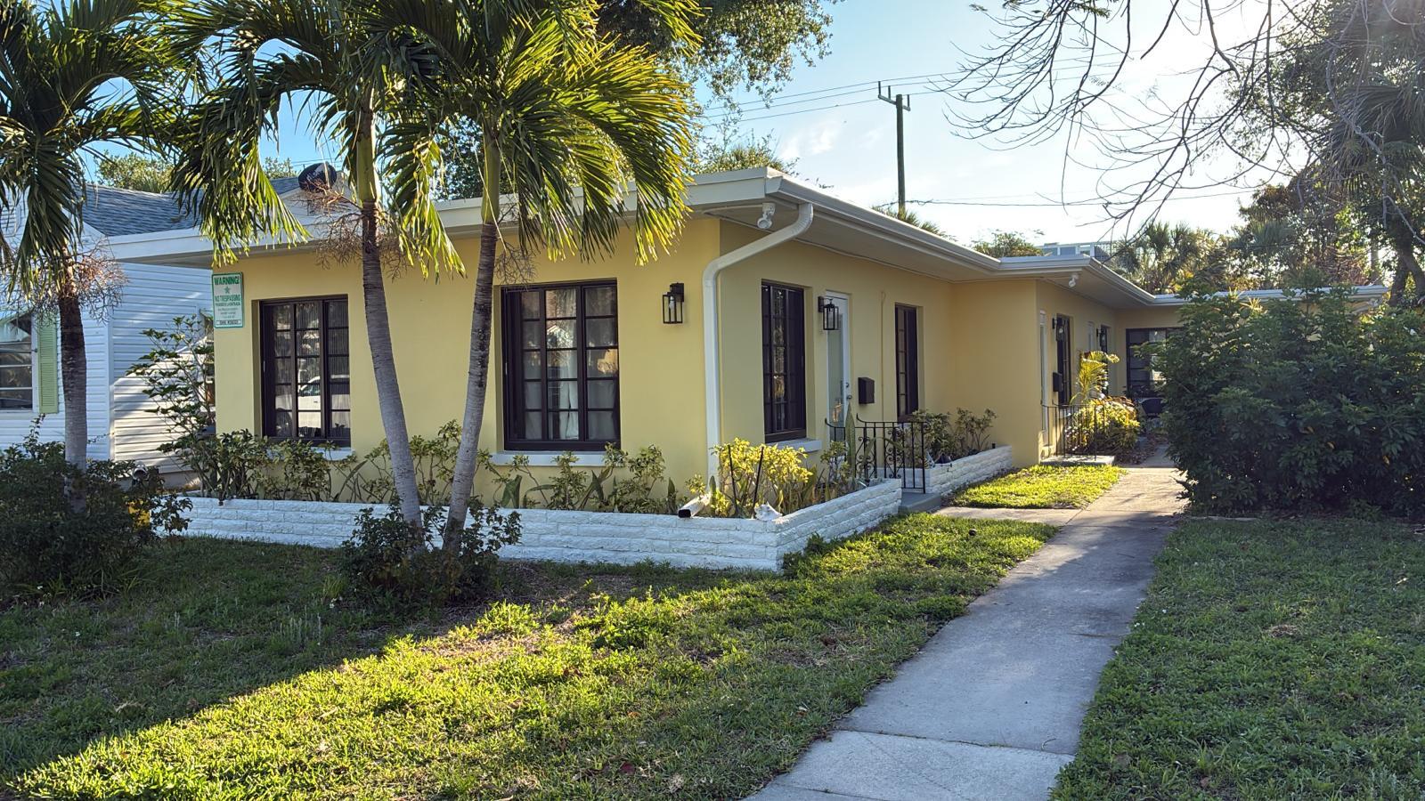 LAKE WORTH TOWN OF - Residential Lease