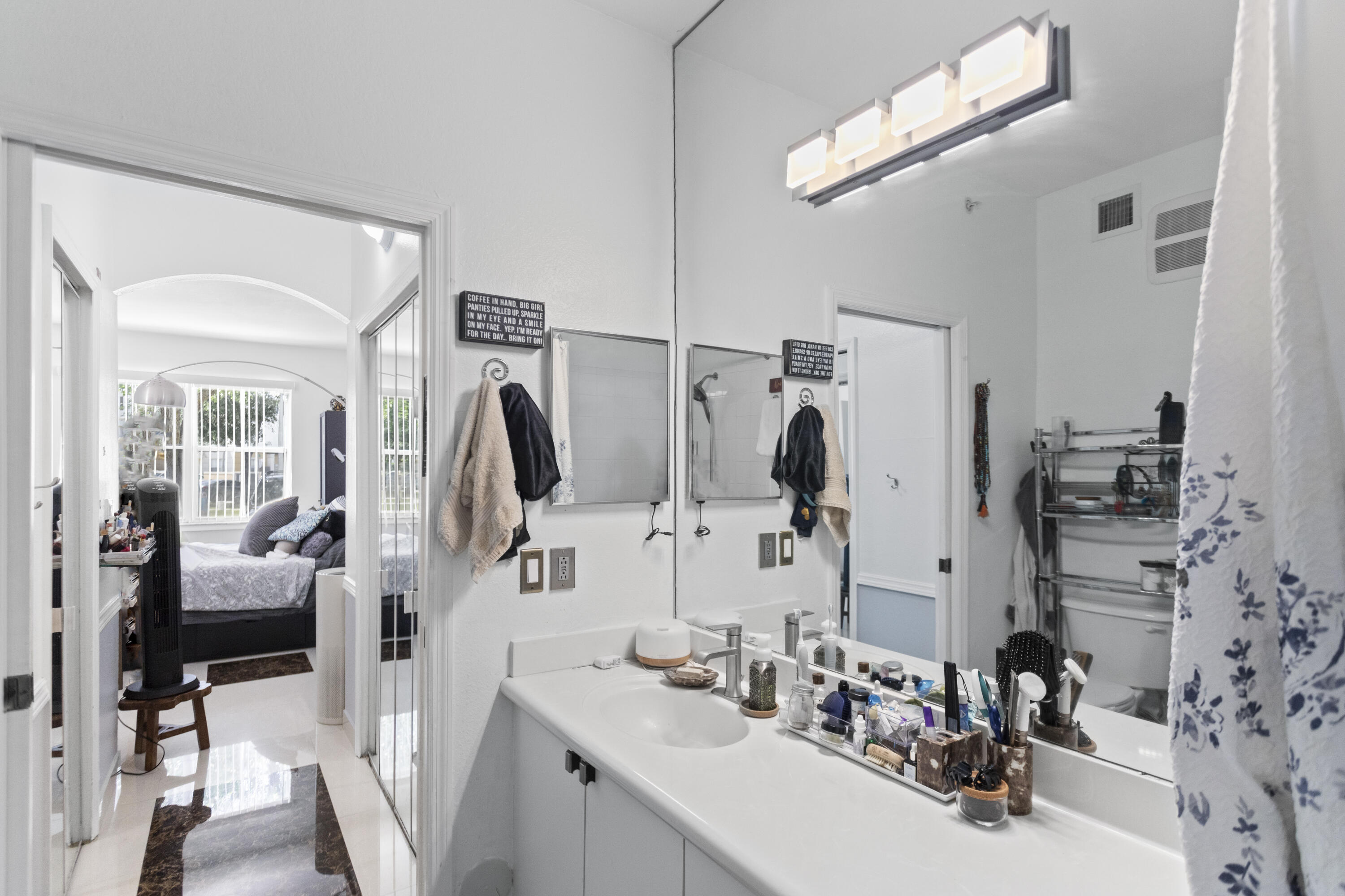 CENTURY PARK CONDO - Residential