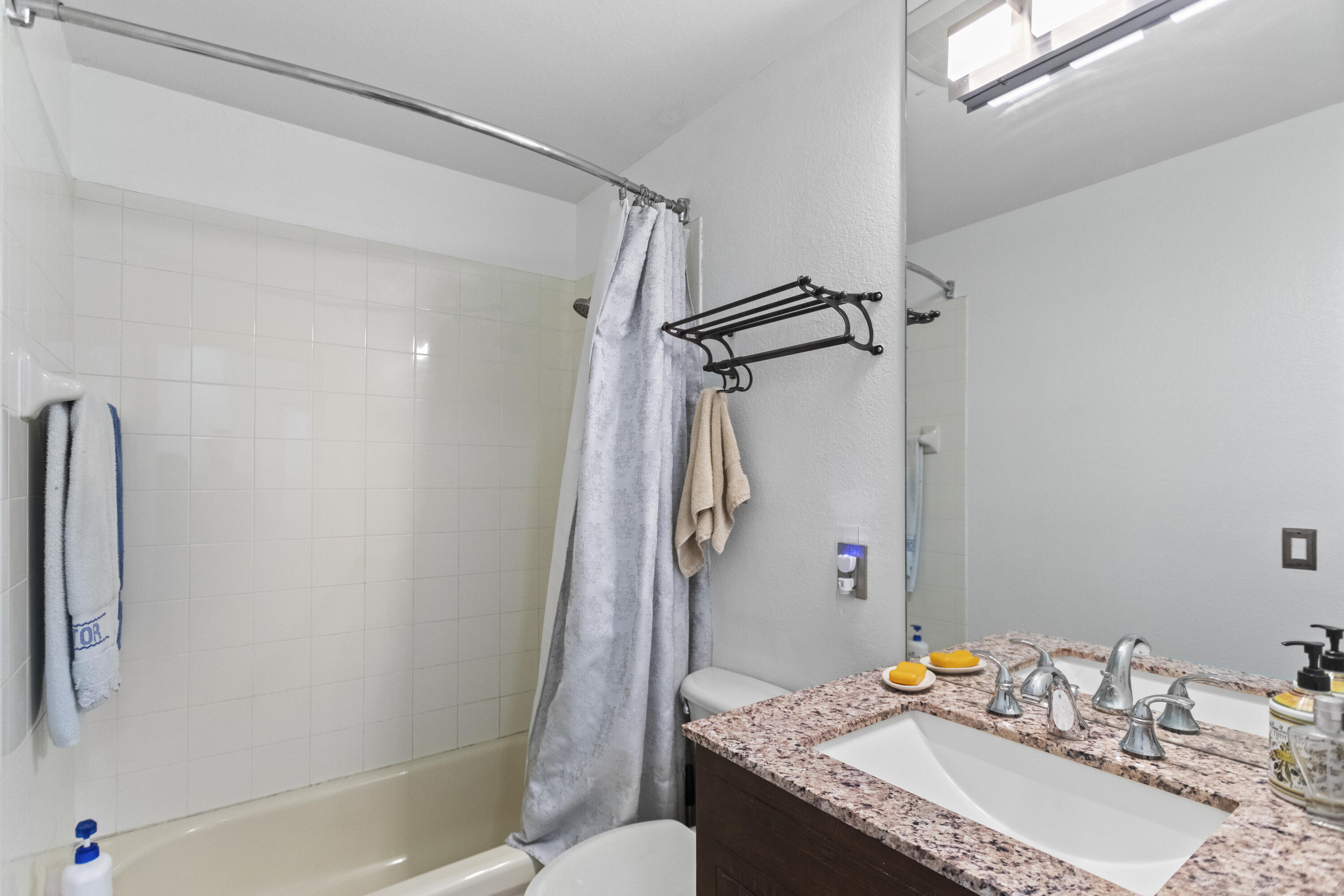 CENTURY PARK CONDO - Residential