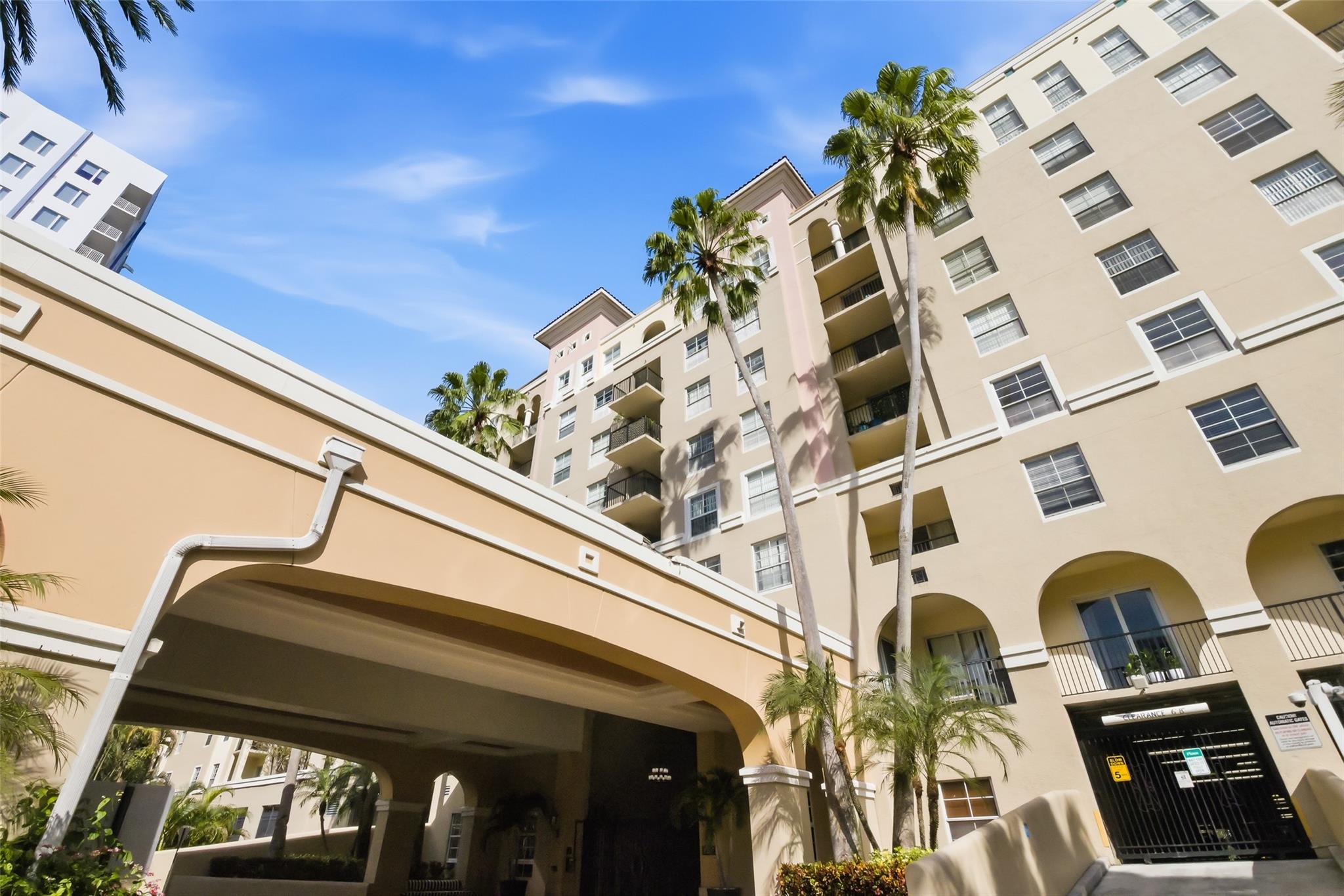 LAS OLAS BY THE RIVER CON - Residential