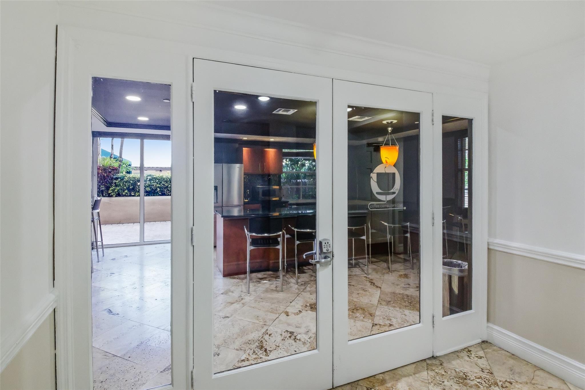 LAS OLAS BY THE RIVER CON - Residential