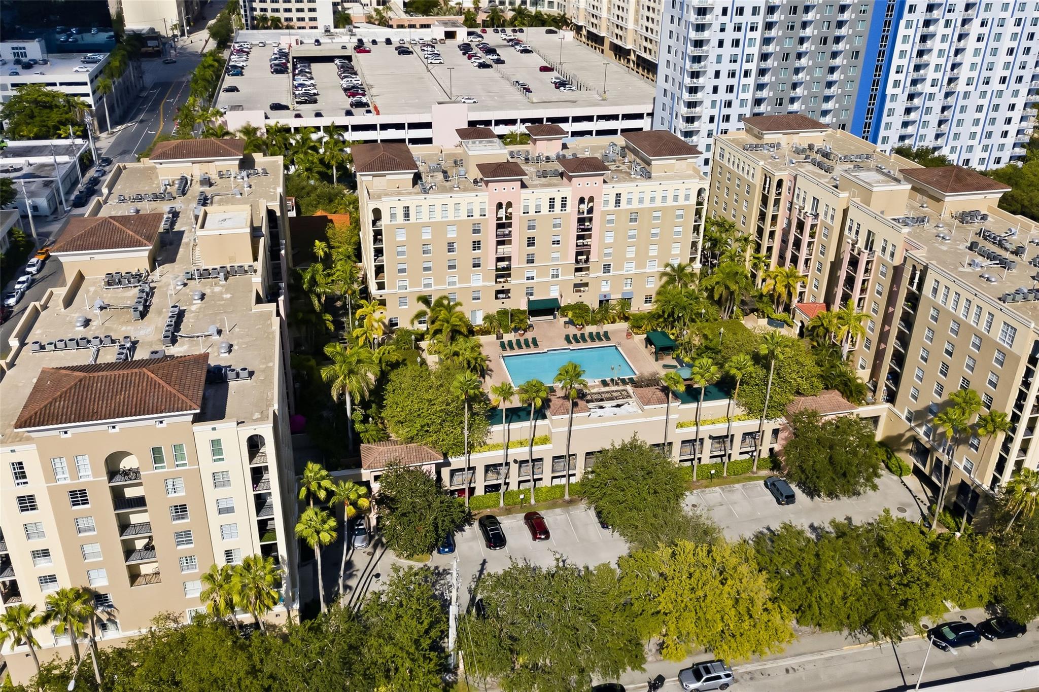 LAS OLAS BY THE RIVER CON - Residential