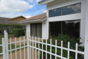 GREENVIEW SHORES 2 OF WELLINGTON - Residential Lease