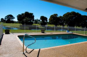 GREENVIEW SHORES 2 OF WELLINGTON - Residential Lease