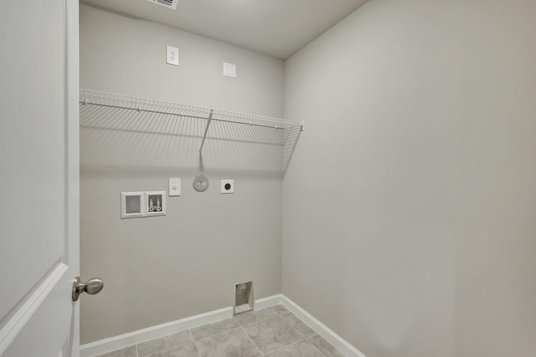 Edgewater Pointe - Residential Lease