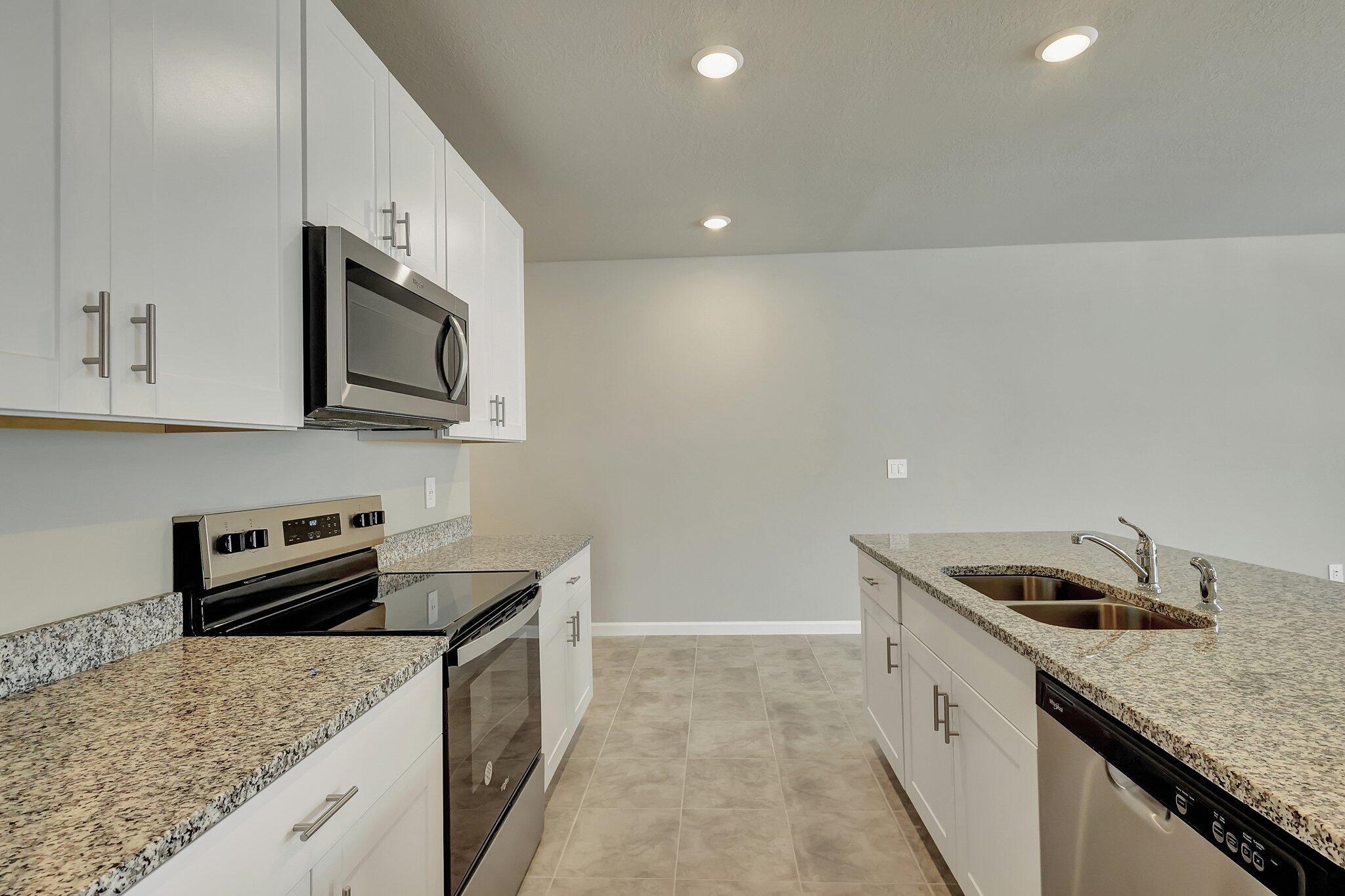 Edgewater Pointe - Residential Lease