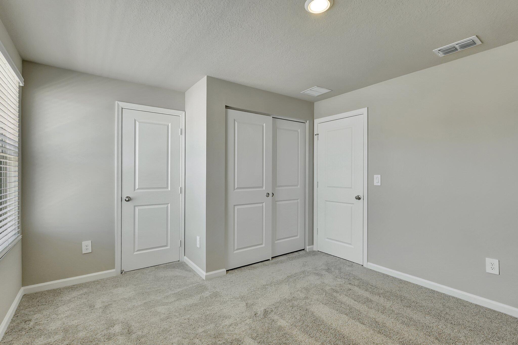 Edgewater Pointe - Residential Lease