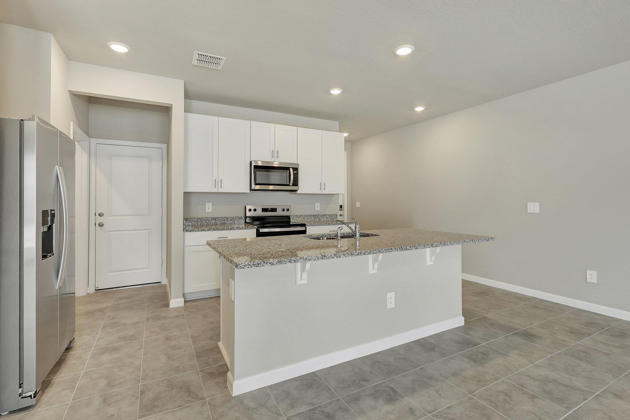 Edgewater Pointe - Residential Lease