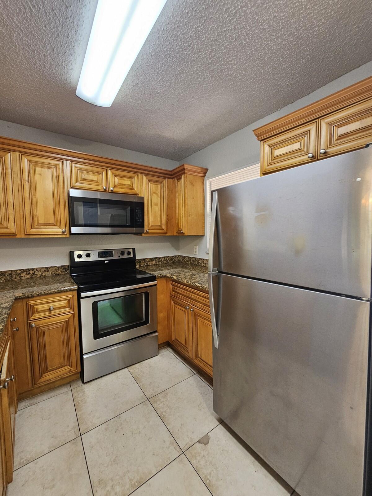 PALM BEACH PLACE CONDO - Residential Lease