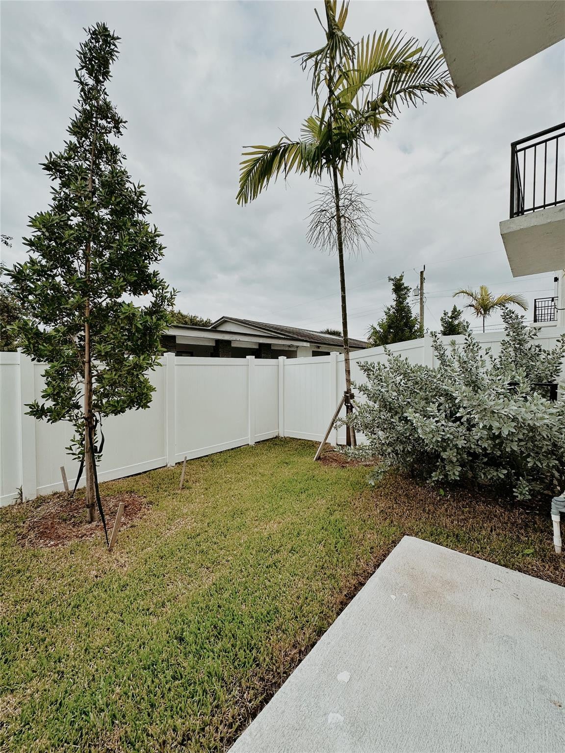 480 NW 27TH Avenue