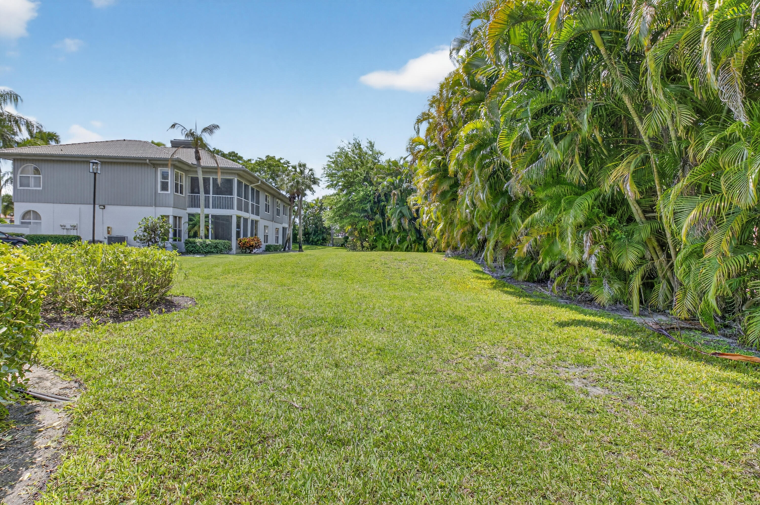 COVE AT BOCA WEST CONDO - Residential