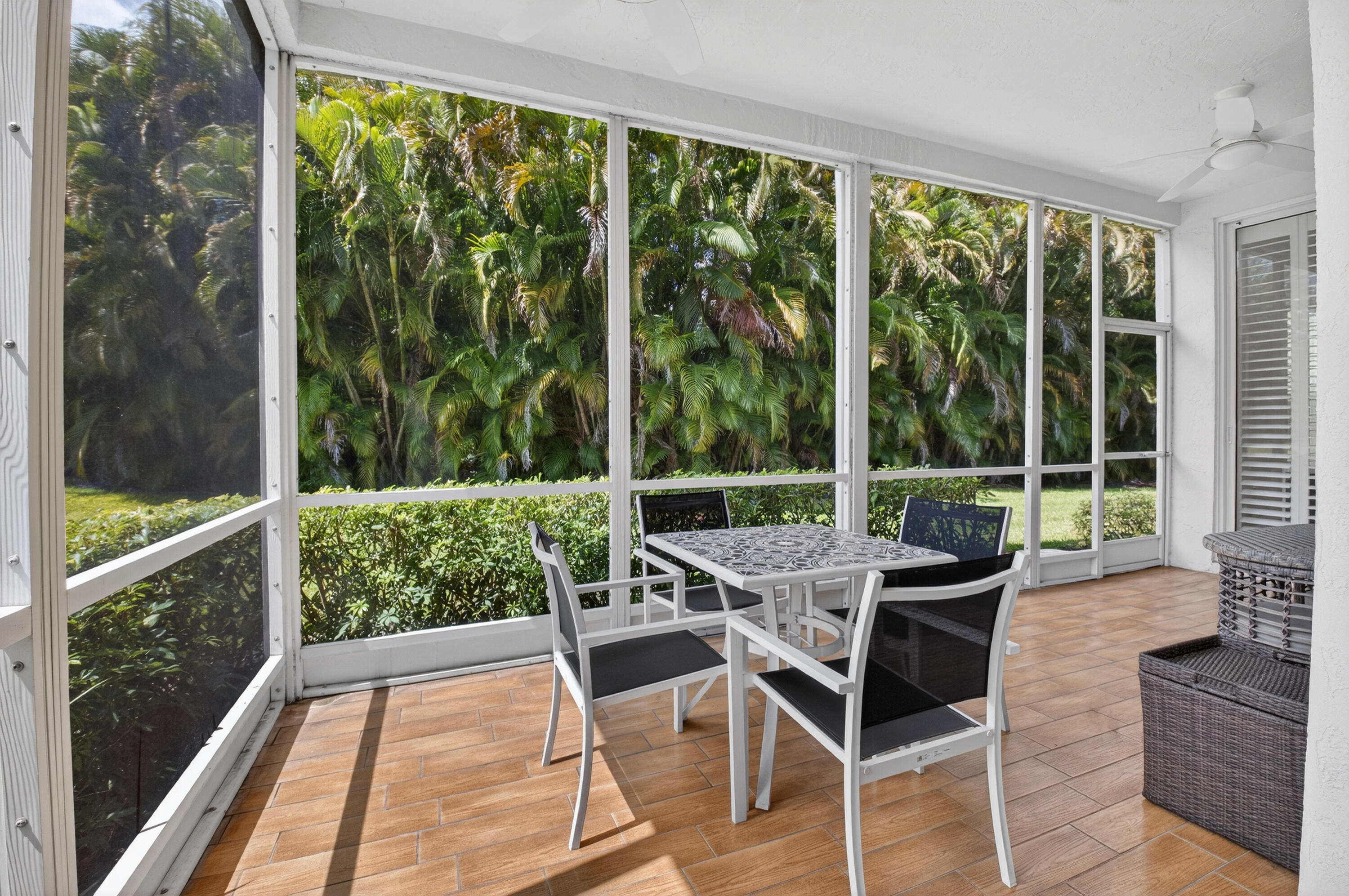 COVE AT BOCA WEST CONDO - Residential