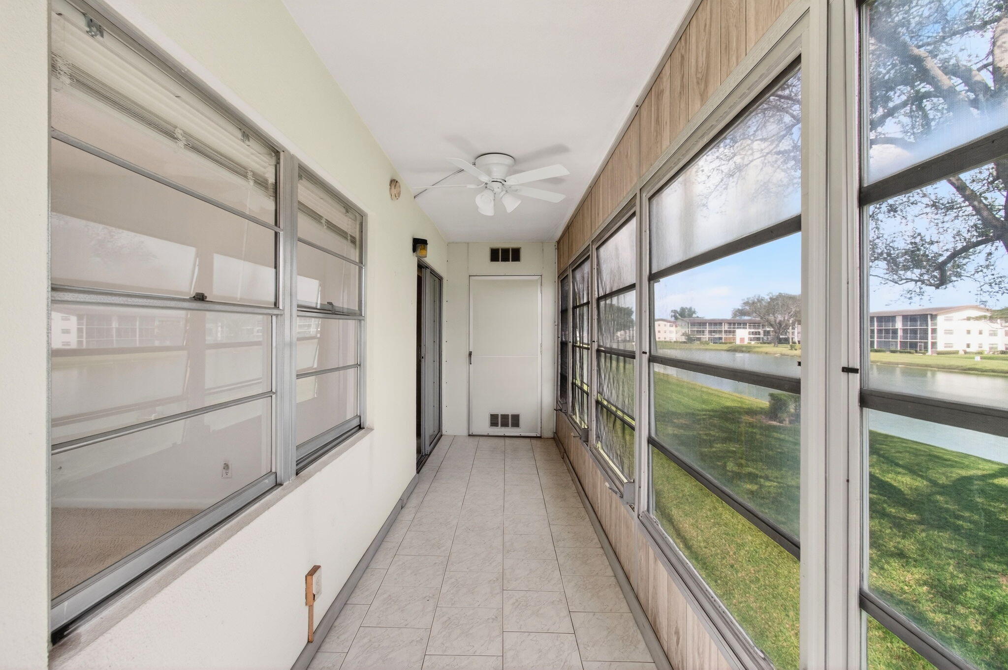 FANSHAW AT CENTURY VILLAGE CONDO - Residential