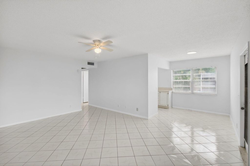 Photo of 360 Fanshaw I, Boca Raton, FL 33434 (MLS # R11165345)