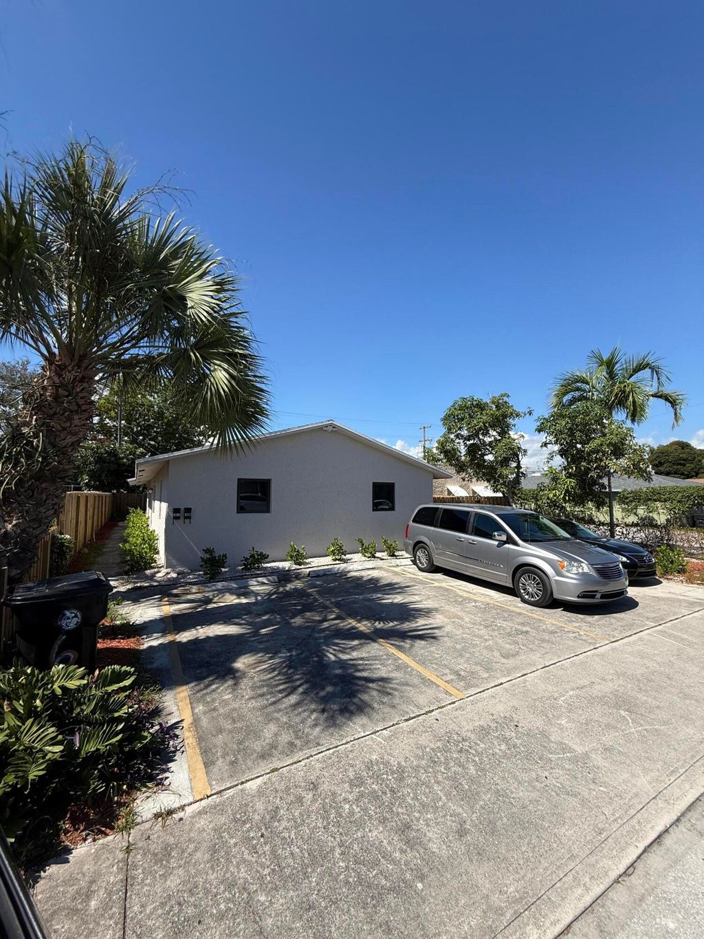Photo of 1609 N J Street, Lake Worth Beach, FL 33460 (MLS # B26027249)