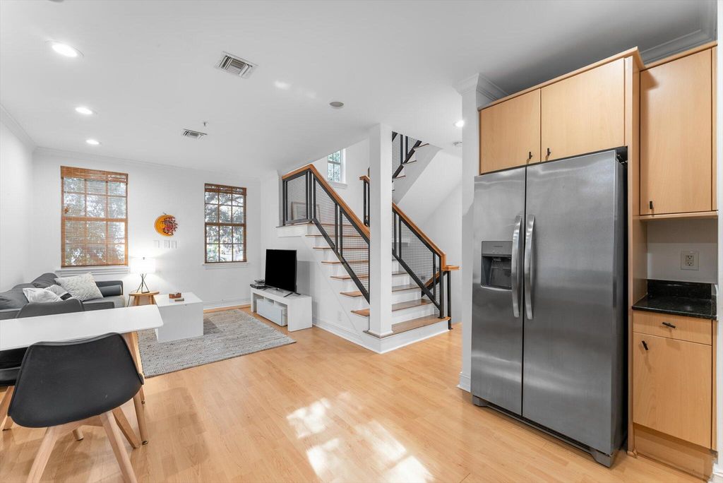 Photo of 75 NE 5th Avenue #C, Delray Beach, FL 33483 (MLS # R11110965)