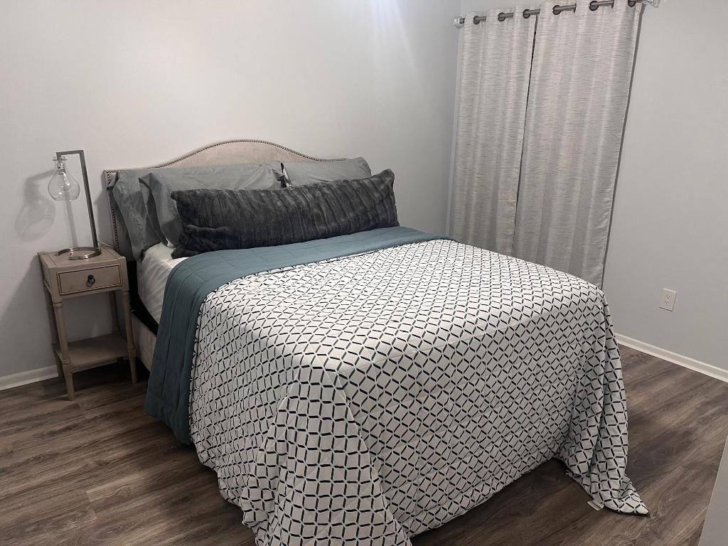 SAN REMO GOLF & TENNIS CLUB - Residential Lease