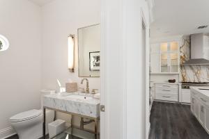 LAKE ROGERS ISLE UNIT E - Residential