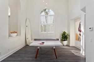 LAKE ROGERS ISLE UNIT E - Residential