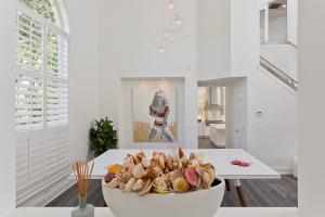 LAKE ROGERS ISLE UNIT E - Residential