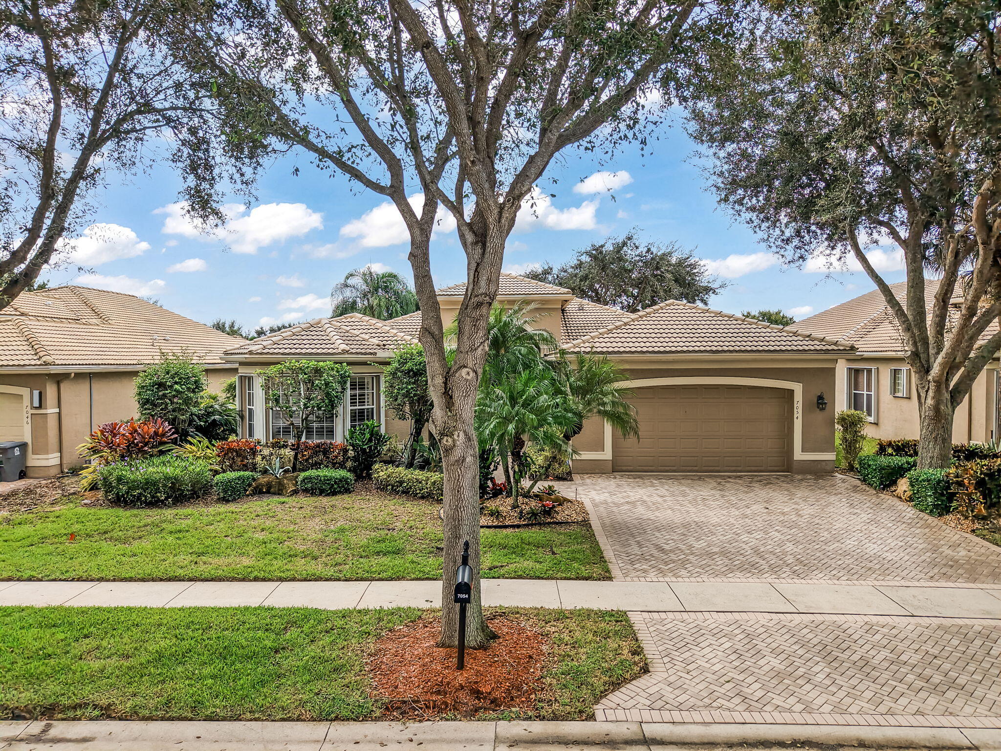 7054 Springville Cove