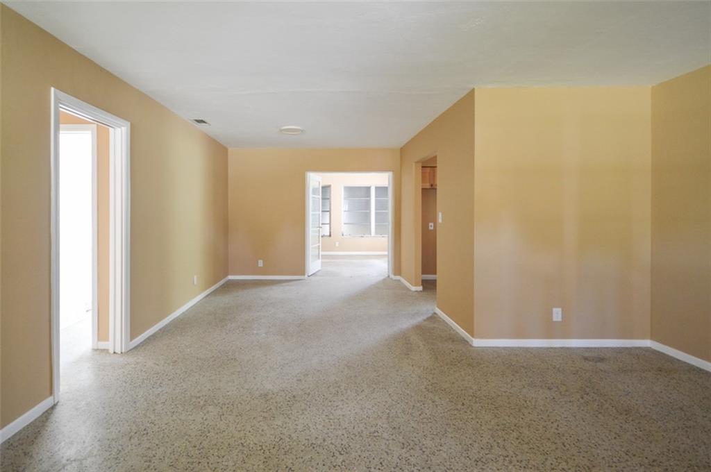 MARY-KNOLL - Residential