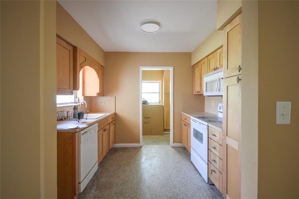 MARY-KNOLL - Residential