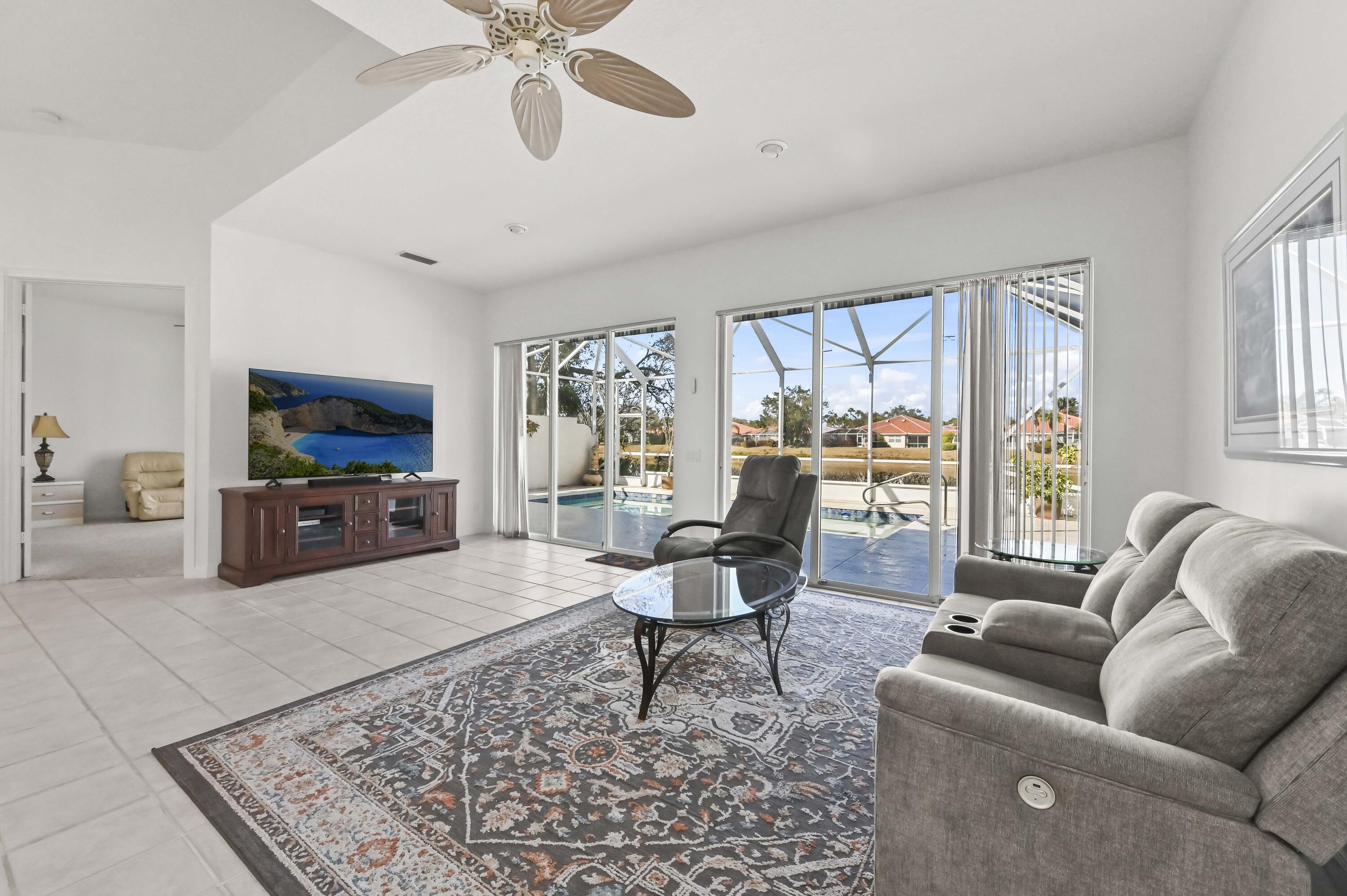 RIVERWALK PL 4 - Residential