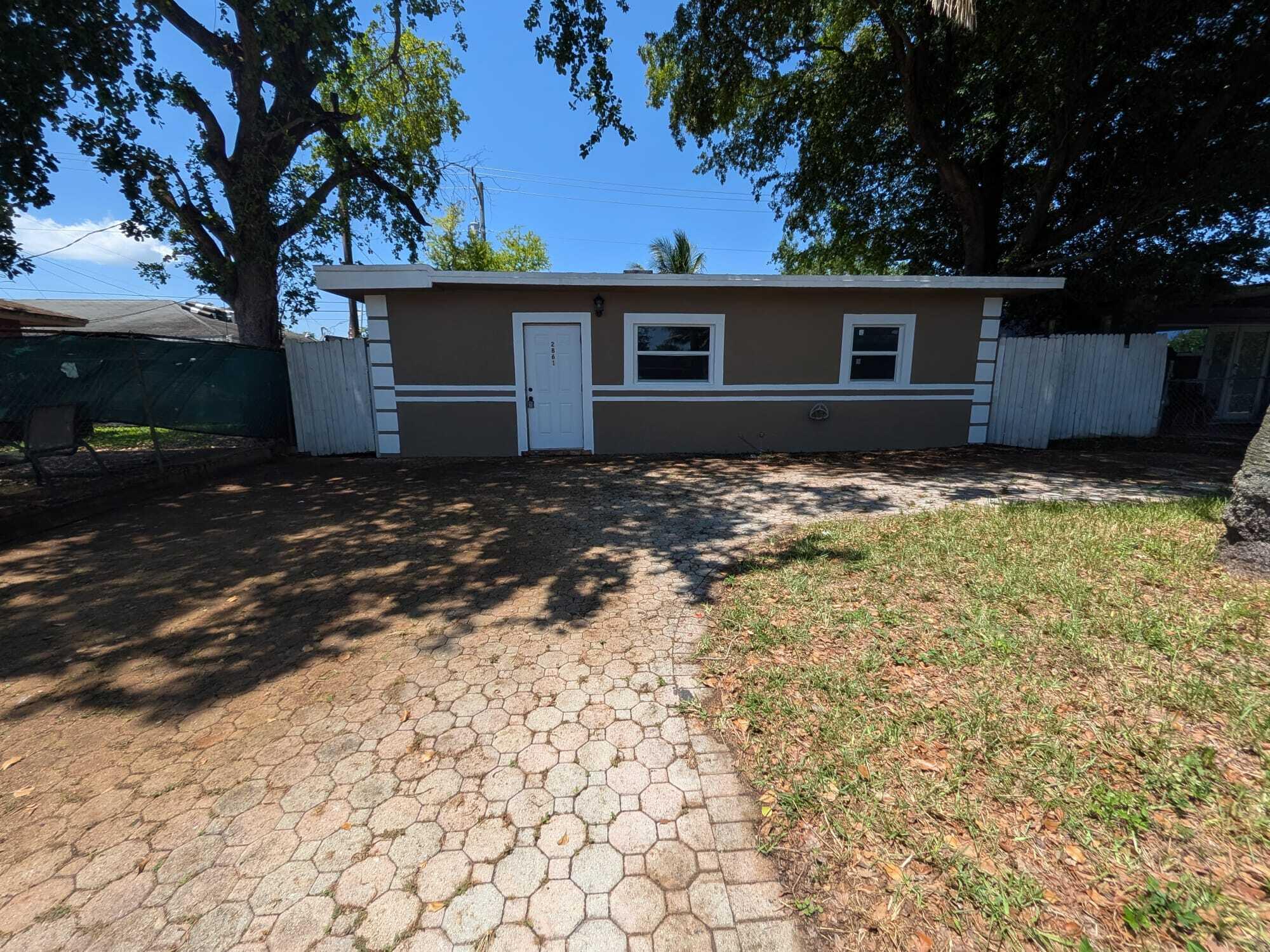 33-48-42 W 50 OF E 550 OF - Residential