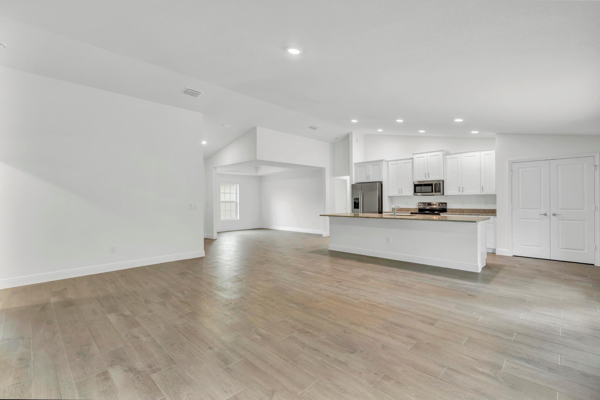 13608 69th Street N