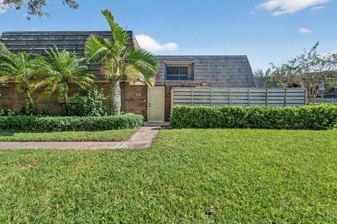1115 11th Terrace 1115 Palm Beach Gardens FL 33418