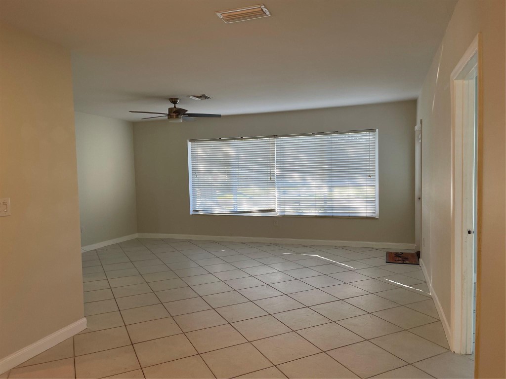 Floranada Ridge Sec A 30- - Residential Lease