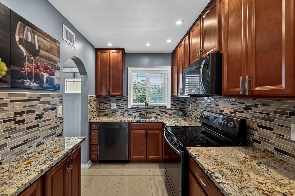 Sunrise Lakes Phase 1 - Residential