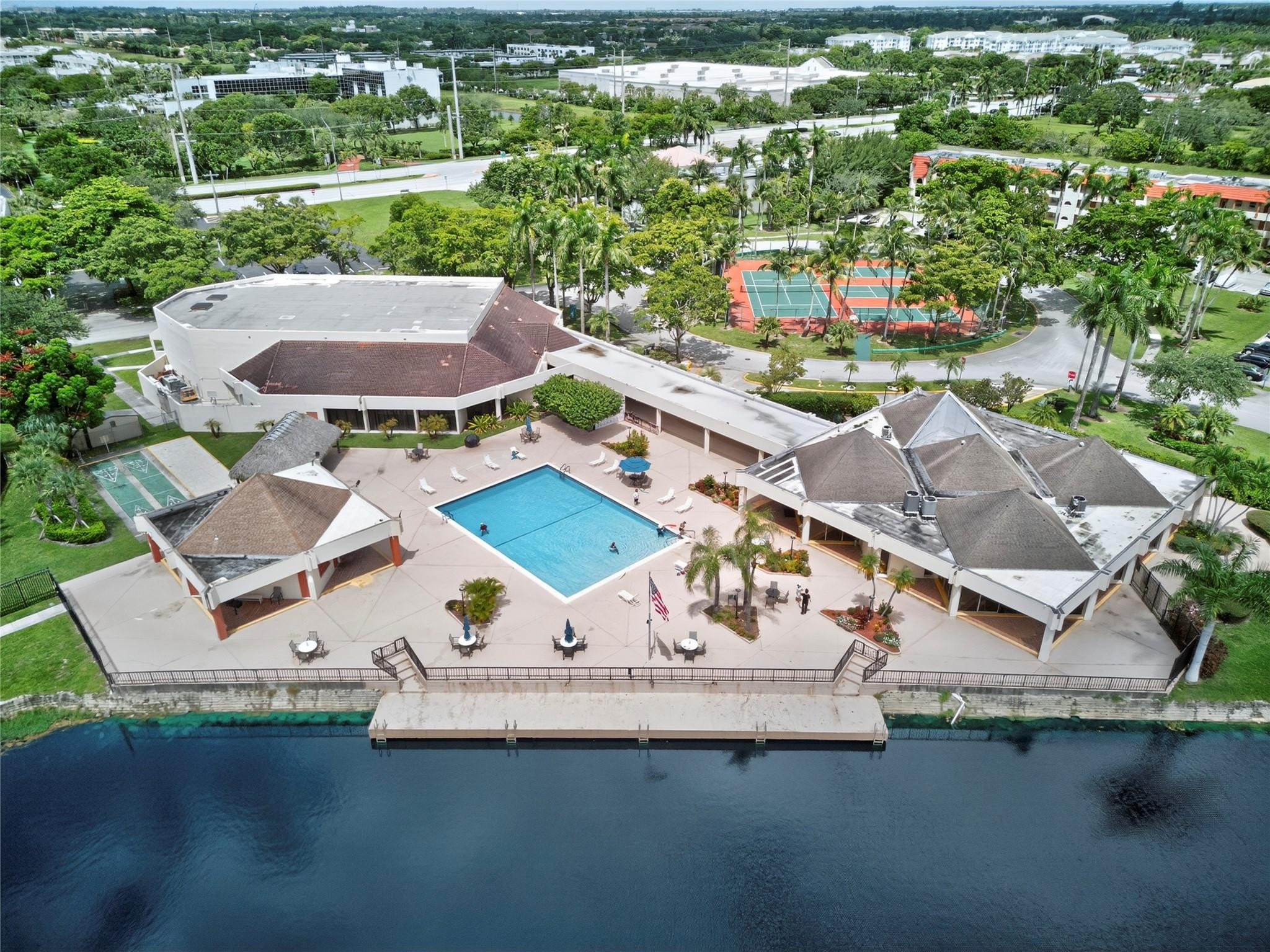 Sunrise Lakes Phase 1 - Residential