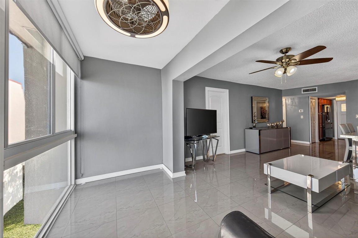 Sunrise Lakes Phase 1 - Residential