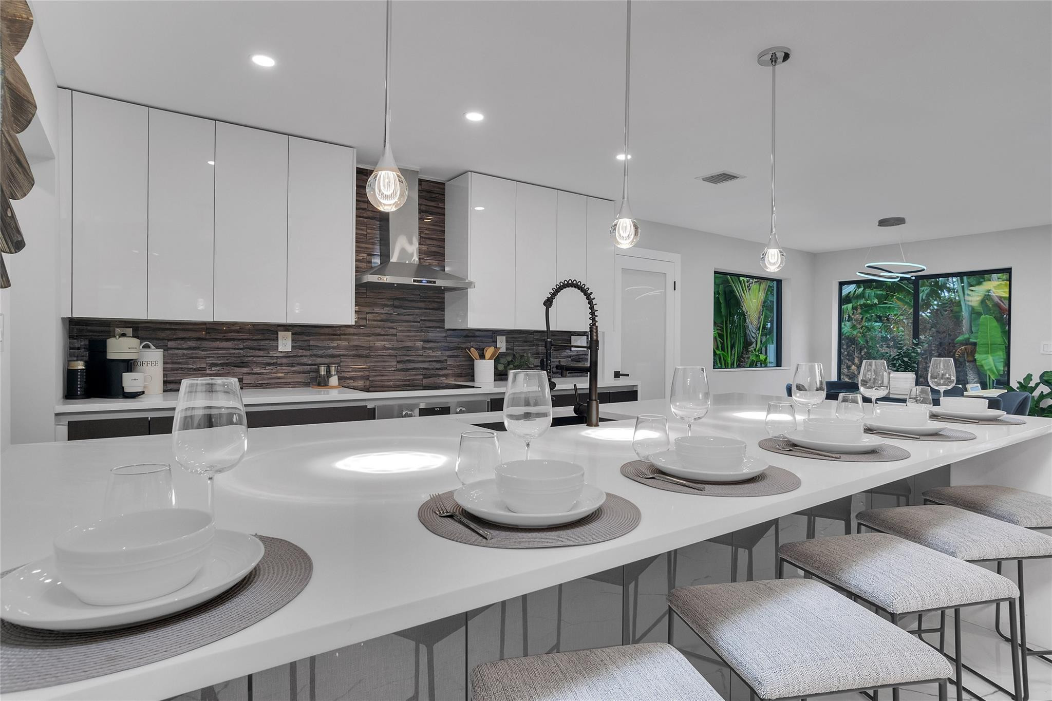 Jenada Villas 1 Add 42-7 - Residential