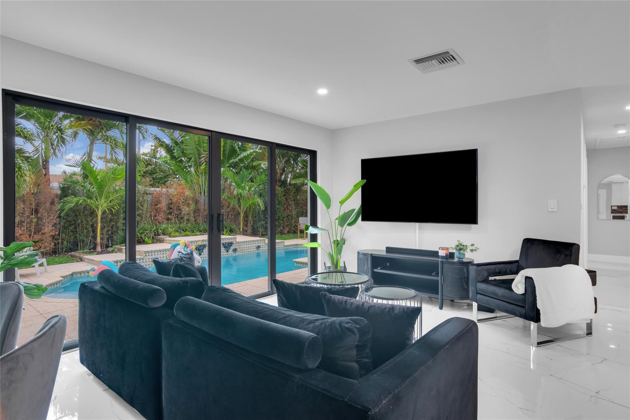 Jenada Villas 1 Add 42-7 - Residential