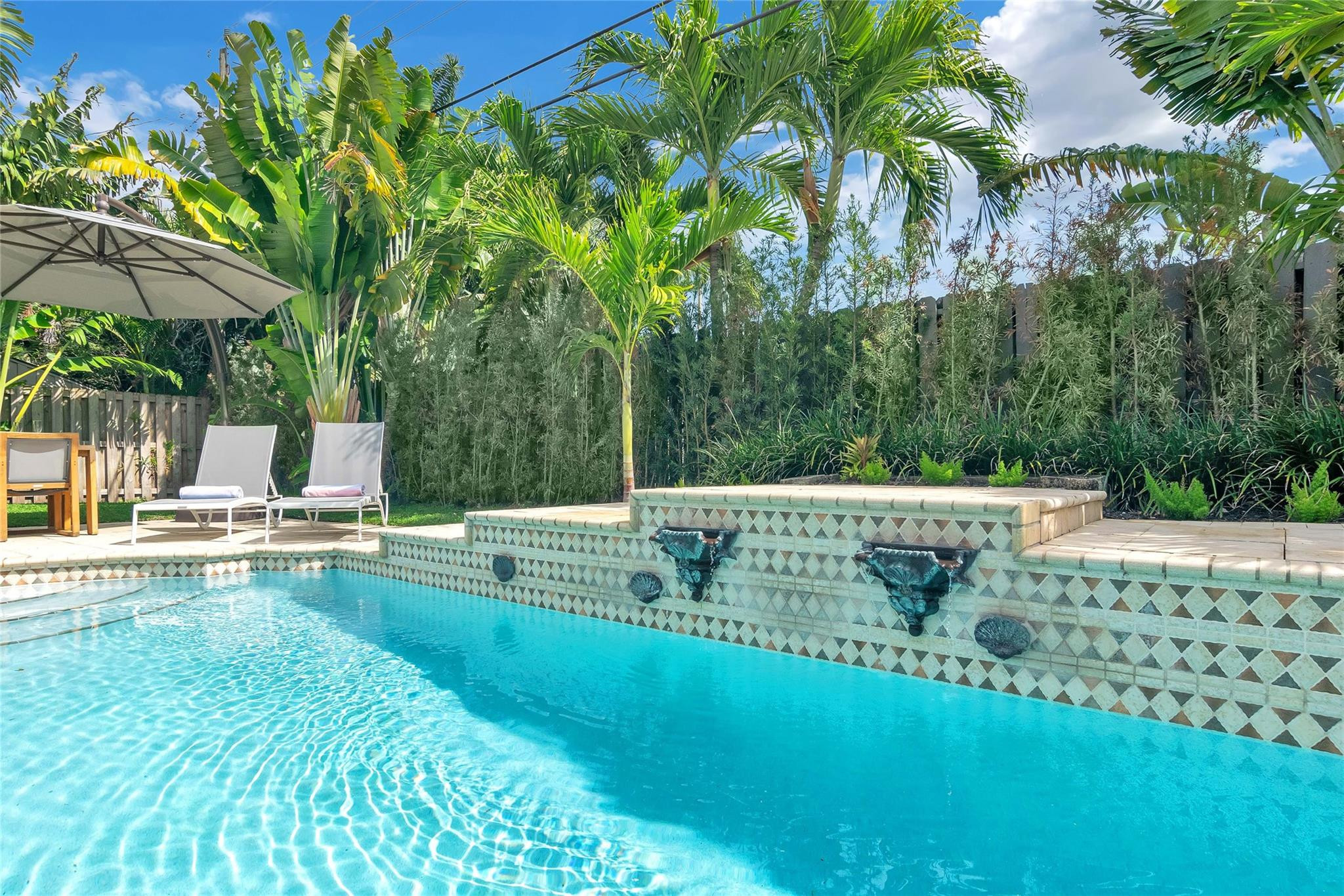 Jenada Villas 1 Add 42-7 - Residential