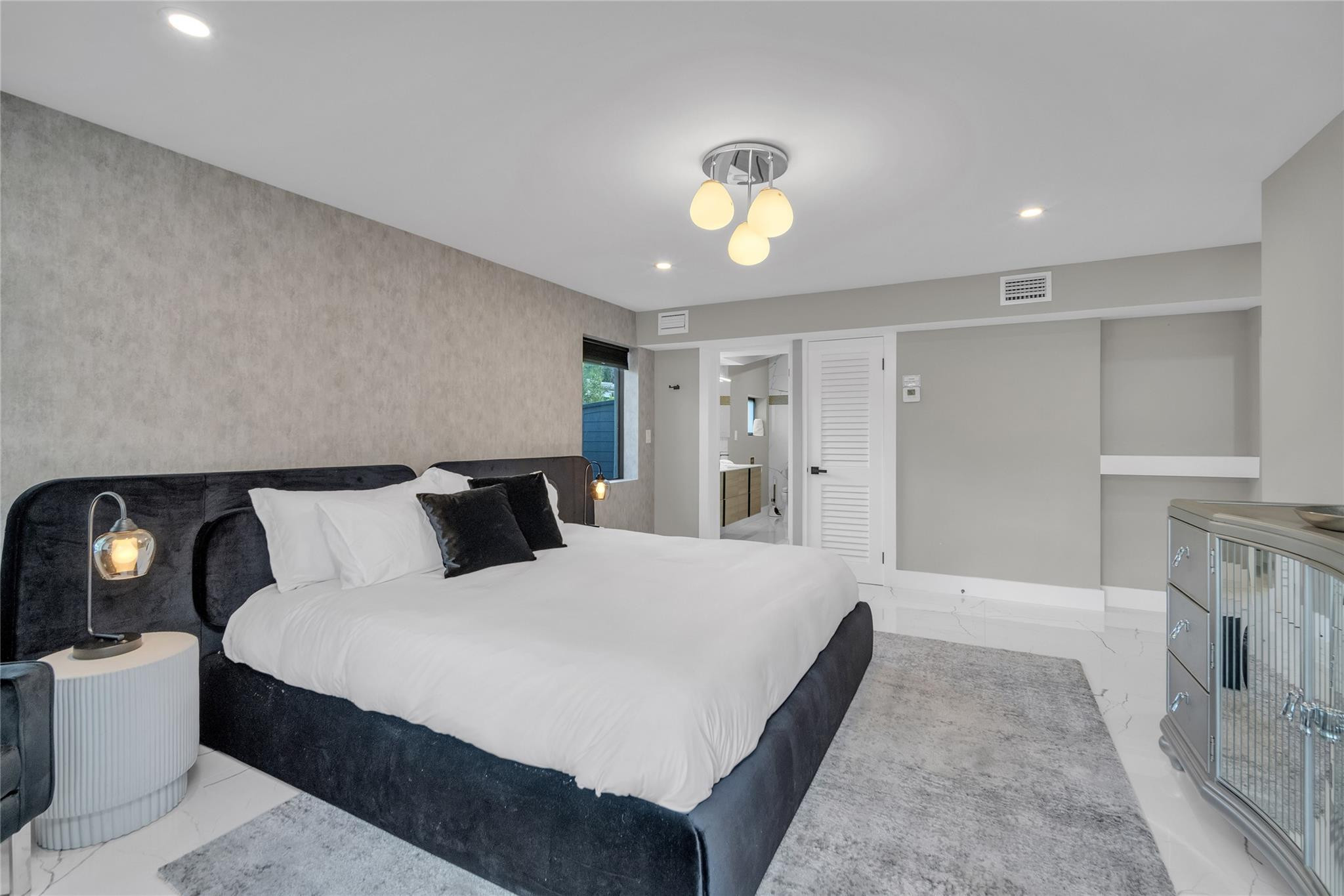 Jenada Villas 1 Add 42-7 - Residential