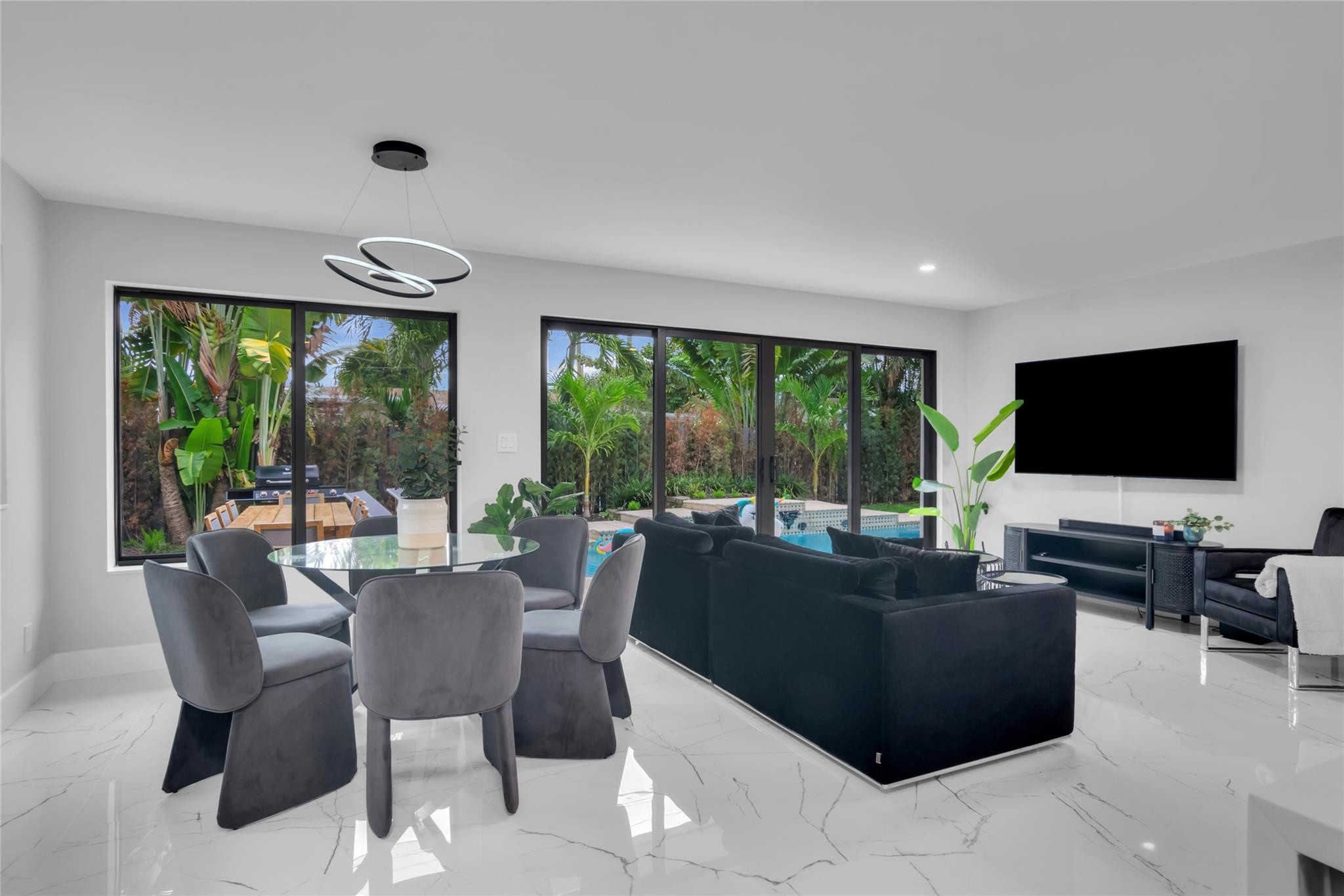 Jenada Villas 1 Add 42-7 - Residential