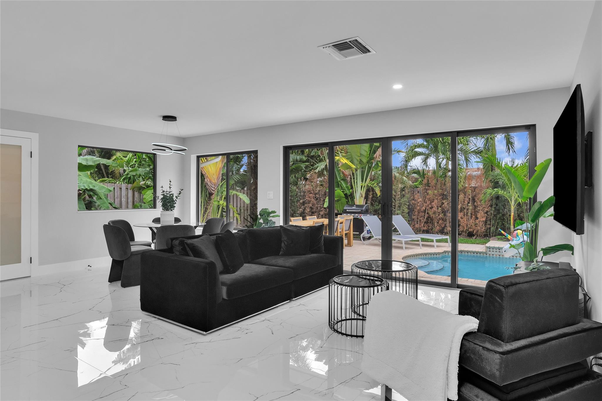 Jenada Villas 1 Add 42-7 - Residential