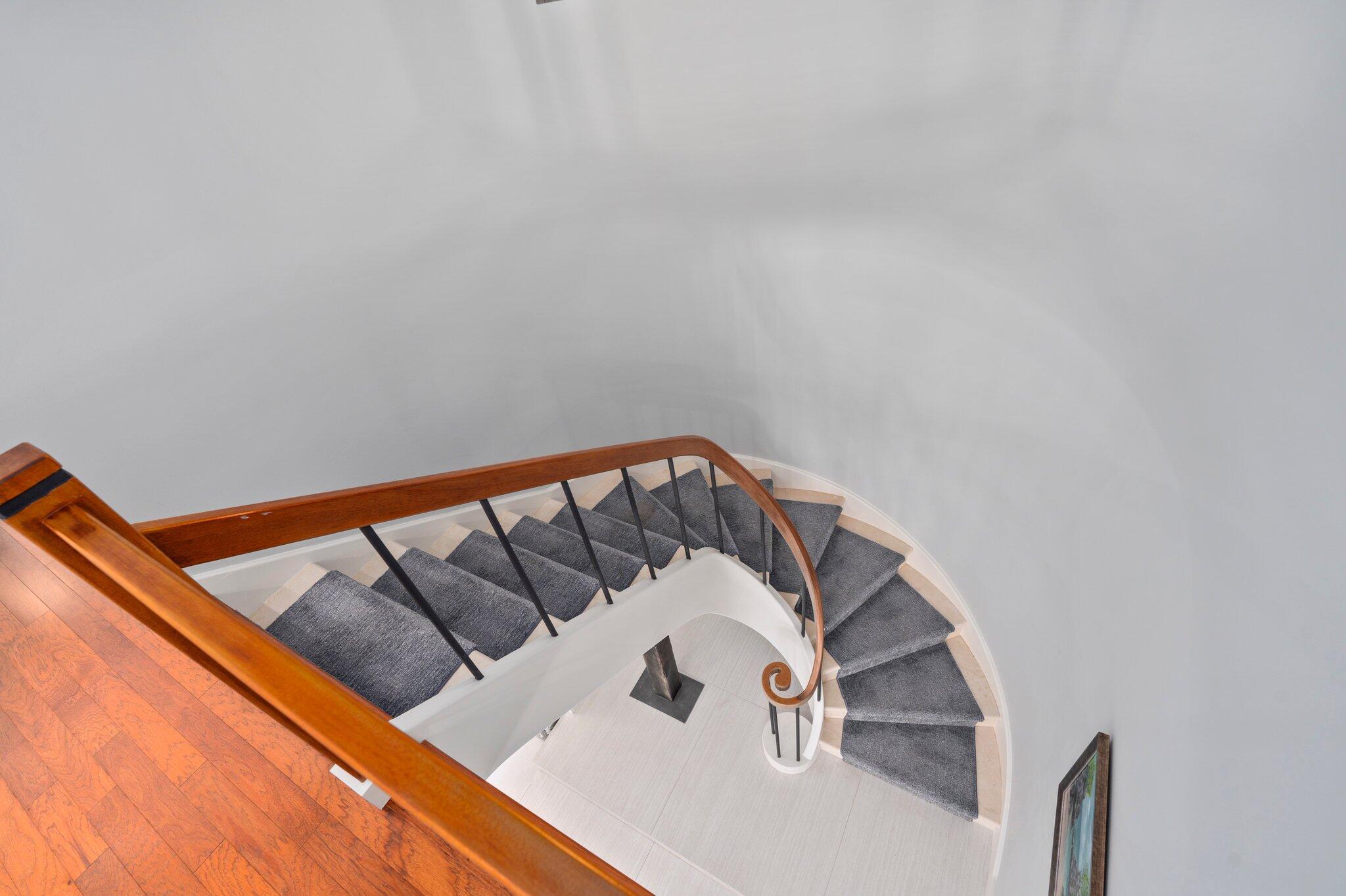 SAILFISH POINT - Residential