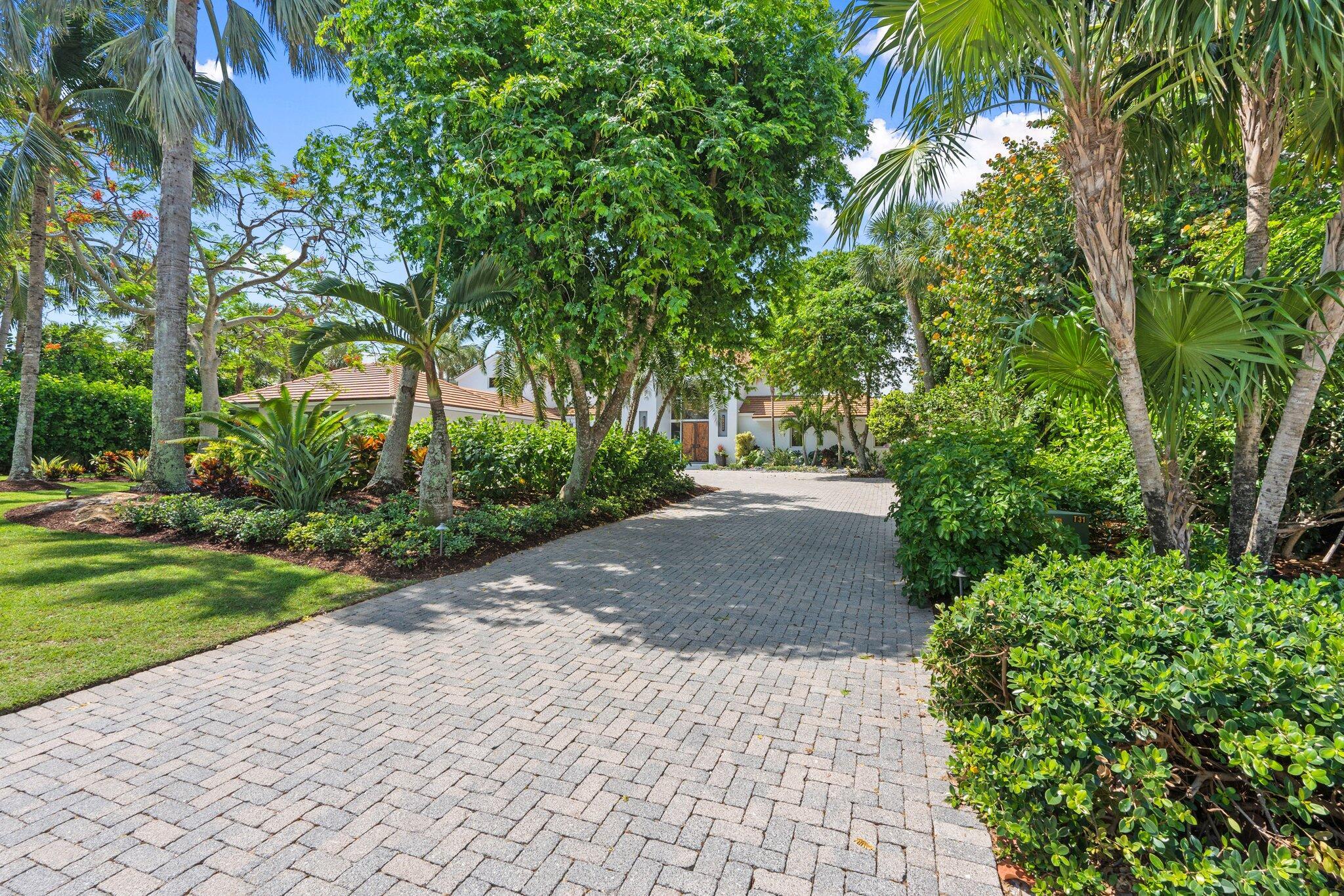 SAILFISH POINT - Residential