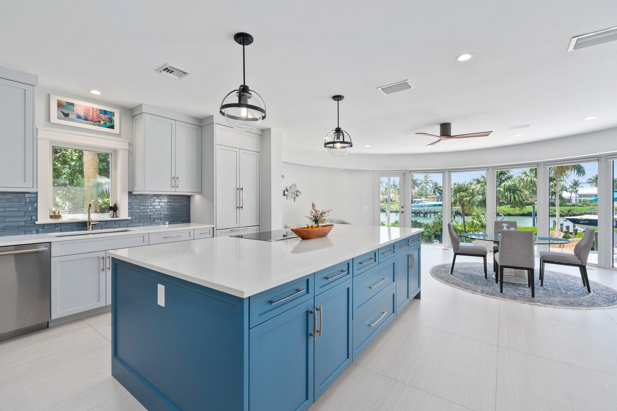 SAILFISH POINT - Residential
