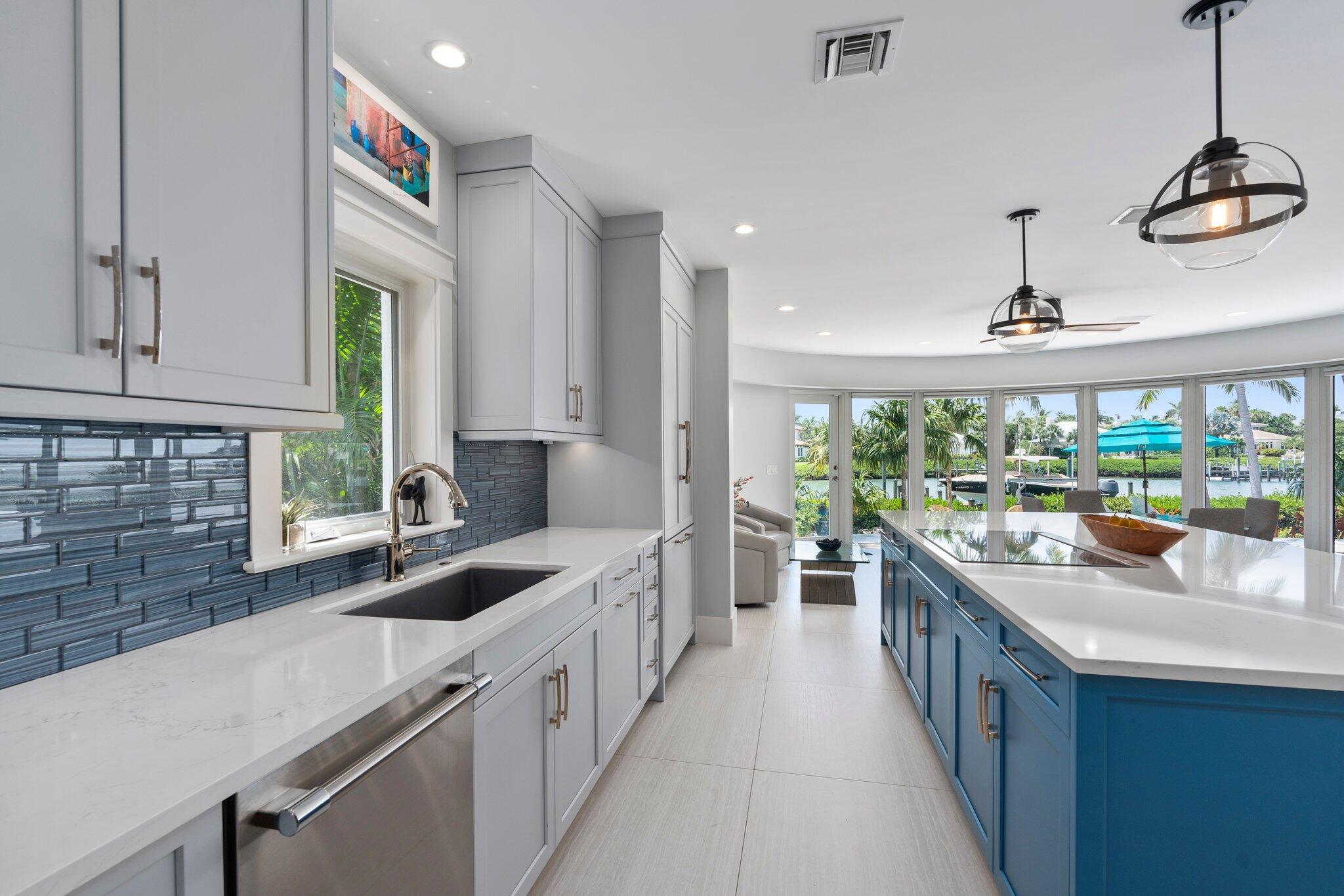 SAILFISH POINT - Residential