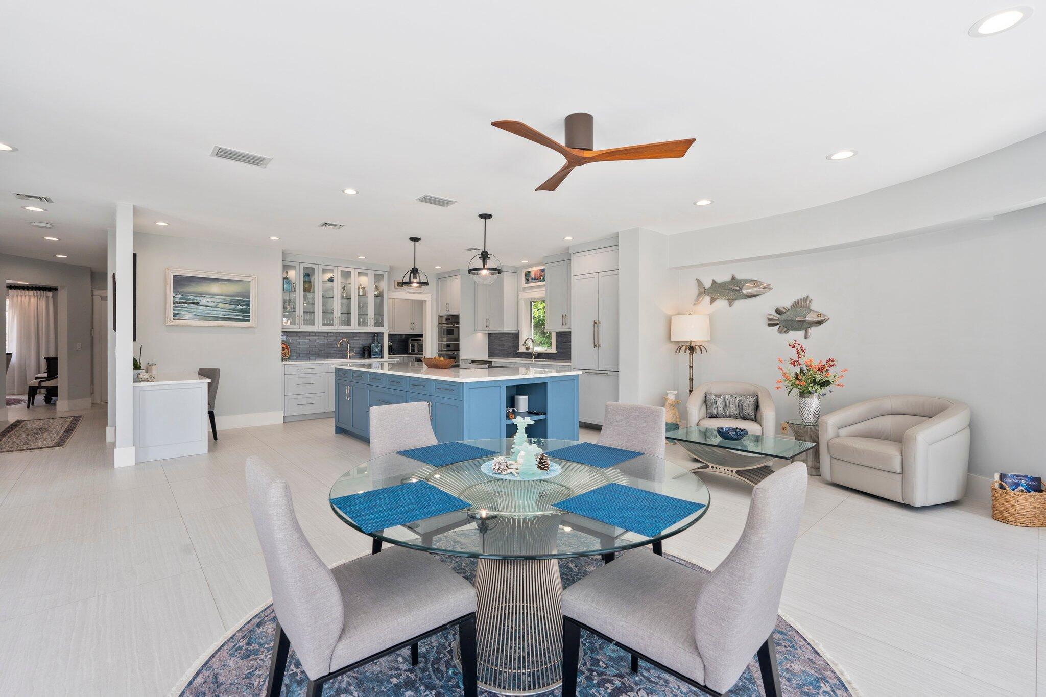 SAILFISH POINT - Residential