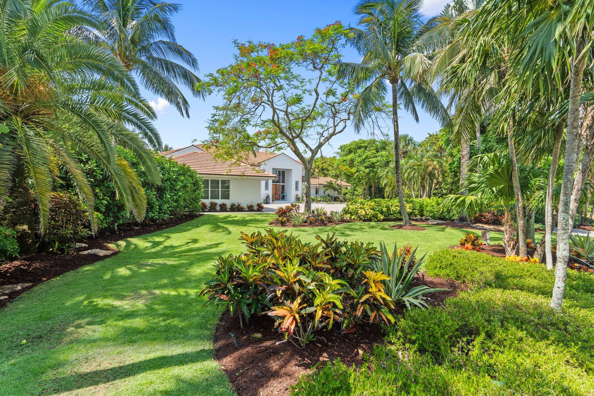 SAILFISH POINT - Residential